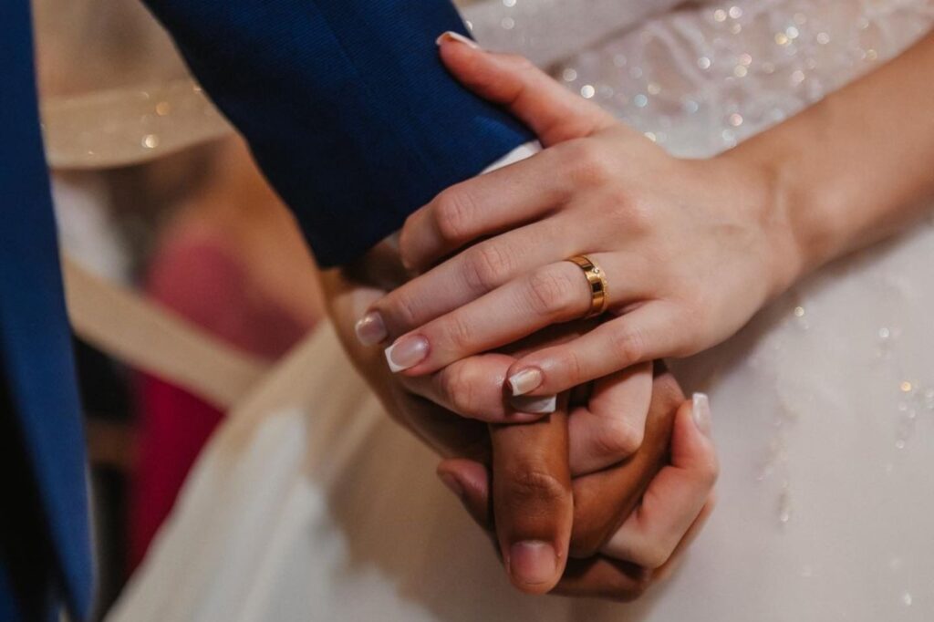 Renovação de alianças: renove os elos com a Ouro e Terra